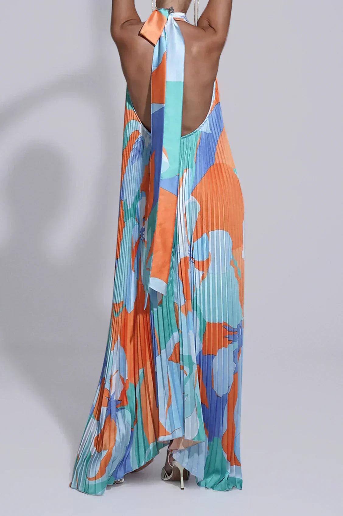 BENNETTVALE WOMEN’S PLEATED HALTER MAXI DRESS