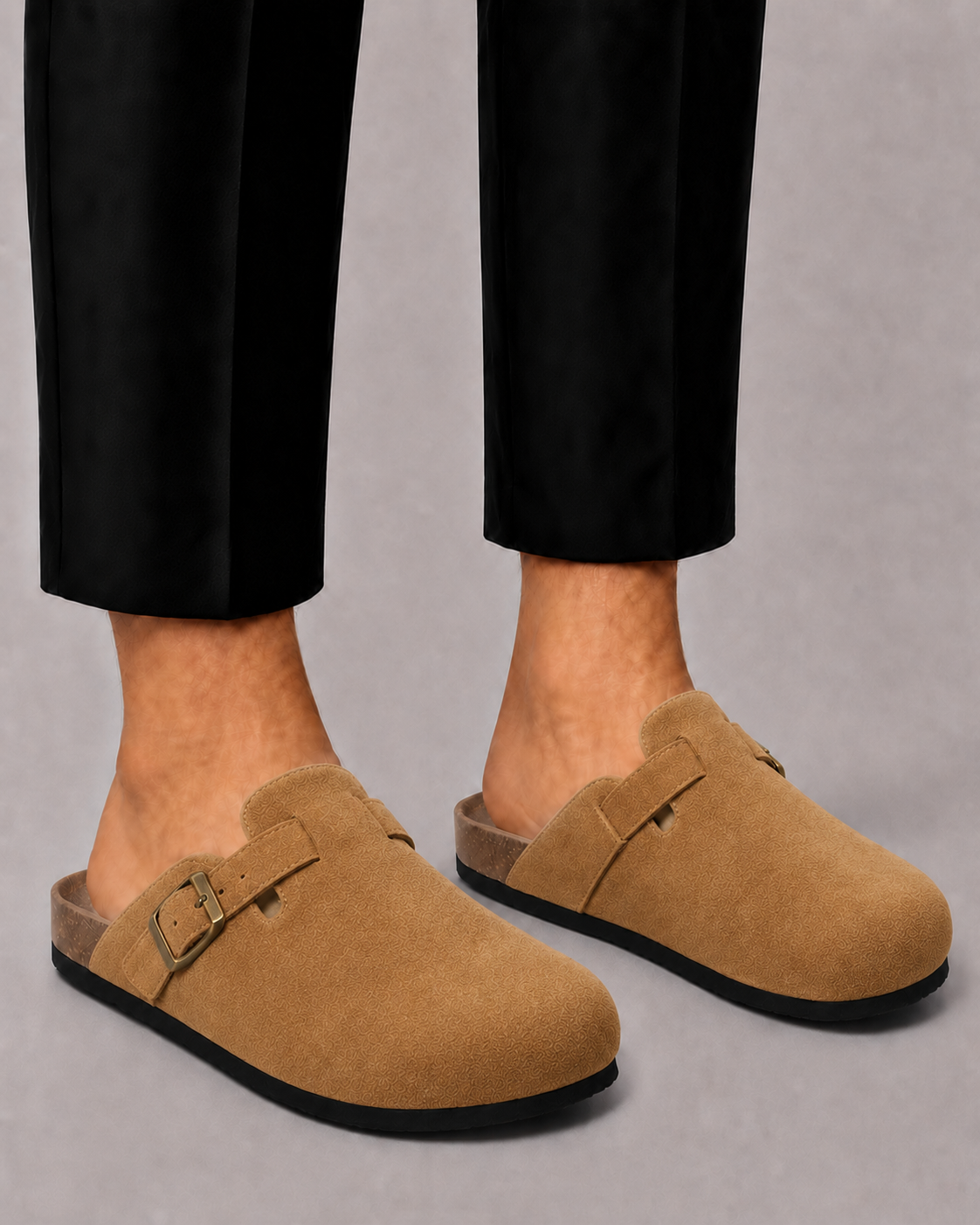 BENNETTVALE MEN’S SUEDE CLOG SLIP-ONS