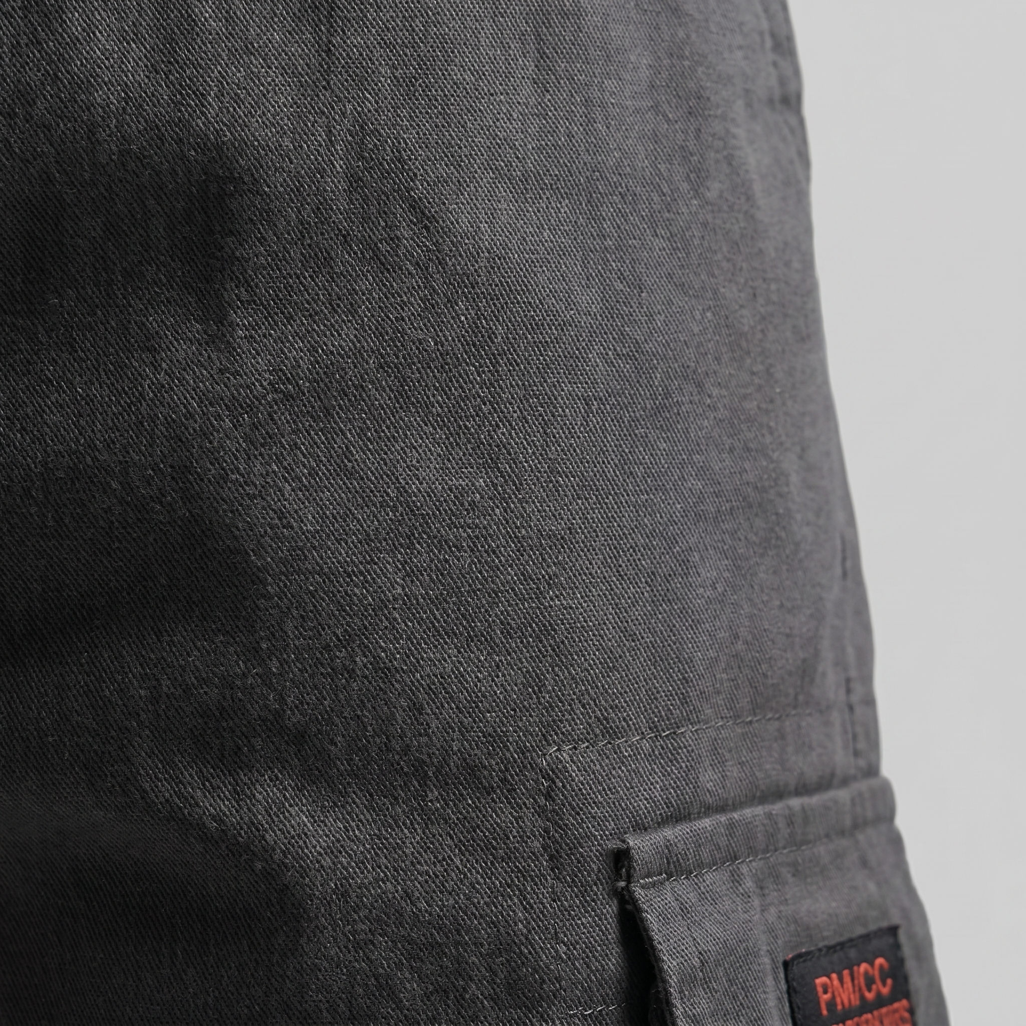 BENNETTVALE MEN’S RELAXED FIT CARGO SHORTS
